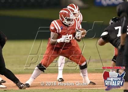 Thumbnail 3 in Servite vs. Mater Dei (2015 MaxPreps Rivalry Series) photogallery.