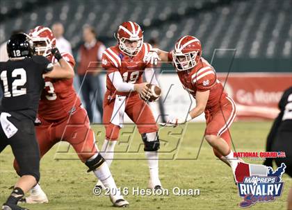 Thumbnail 1 in Servite vs. Mater Dei (2015 MaxPreps Rivalry Series) photogallery.