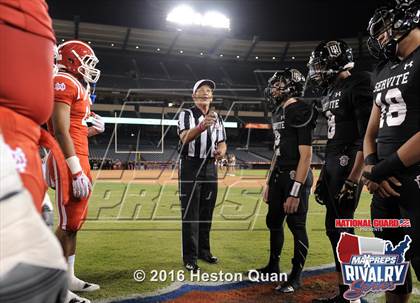 Thumbnail 2 in Servite vs. Mater Dei (2015 MaxPreps Rivalry Series) photogallery.
