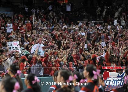 Thumbnail 1 in Servite vs. Mater Dei (2015 MaxPreps Rivalry Series) photogallery.