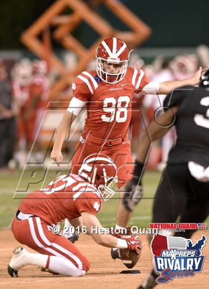 Thumbnail 2 in Servite vs. Mater Dei (2015 MaxPreps Rivalry Series) photogallery.