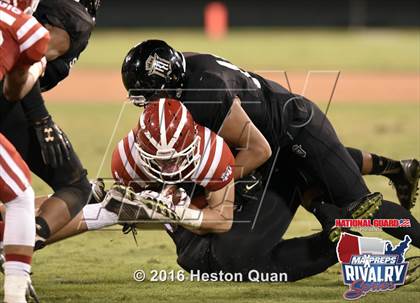 Thumbnail 2 in Servite vs. Mater Dei (2015 MaxPreps Rivalry Series) photogallery.