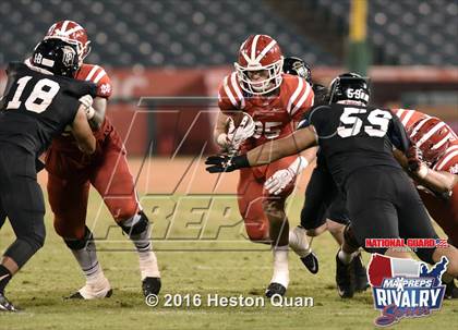 Thumbnail 1 in Servite vs. Mater Dei (2015 MaxPreps Rivalry Series) photogallery.