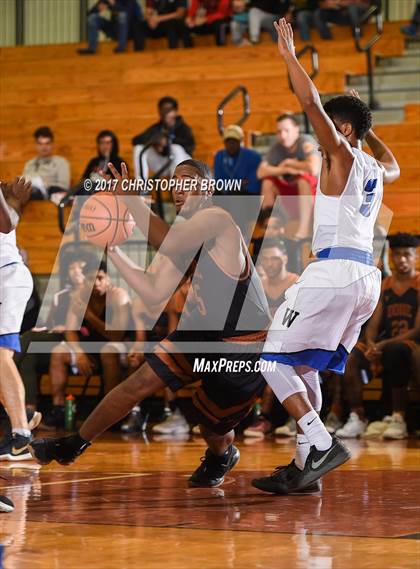 Thumbnail 1 in Westside vs Dobie (McDonald's Texas Invitational) photogallery.