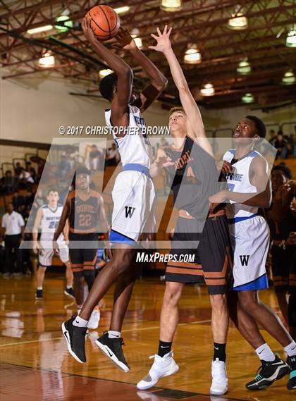 Thumbnail 1 in Westside vs Dobie (McDonald's Texas Invitational) photogallery.