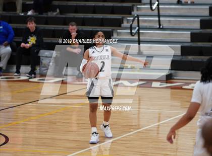 Thumbnail 2 in Alief Hastings vs. Steele (McDonald's Texas Invitational) photogallery.