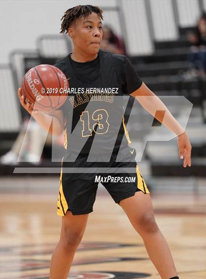 Thumbnail 1 in Alief Hastings vs. Steele (McDonald's Texas Invitational) photogallery.