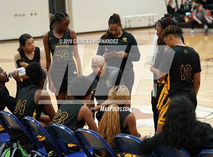 Thumbnail 3 in Alief Hastings vs. Steele (McDonald's Texas Invitational) photogallery.