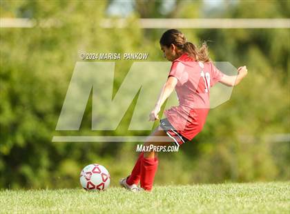 Thumbnail 3 in Bishop Grimes vs Manlius Pebble Hill photogallery.