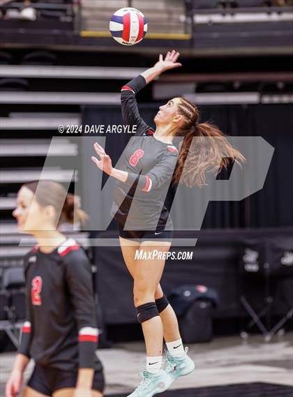 Thumbnail 3 in Desert Hills vs. Uintah (UHSAA 4A Second Round) photogallery.