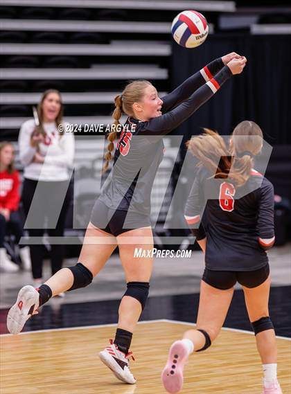 Thumbnail 2 in Desert Hills vs. Uintah (UHSAA 4A Second Round) photogallery.