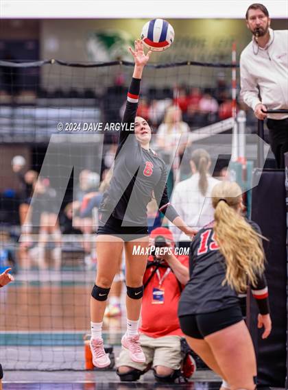 Thumbnail 3 in Desert Hills vs. Uintah (UHSAA 4A Second Round) photogallery.