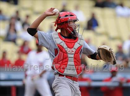 Thumbnail 3 in Monroe vs. Westchester (CIF LA City Section D2 Final) photogallery.
