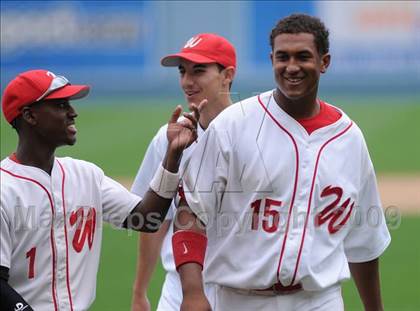 Thumbnail 1 in Monroe vs. Westchester (CIF LA City Section D2 Final) photogallery.