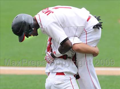 Thumbnail 3 in Monroe vs. Westchester (CIF LA City Section D2 Final) photogallery.