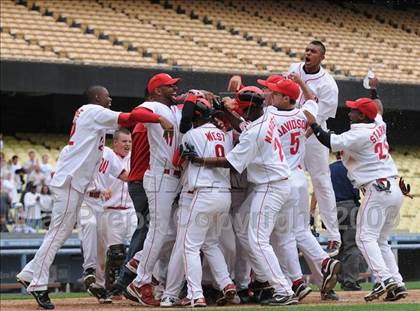 Thumbnail 2 in Monroe vs. Westchester (CIF LA City Section D2 Final) photogallery.