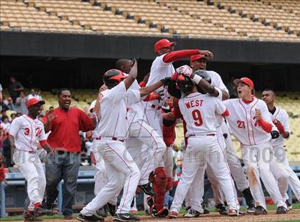 Thumbnail 1 in Monroe vs. Westchester (CIF LA City Section D2 Final) photogallery.