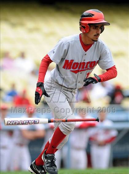 Thumbnail 2 in Monroe vs. Westchester (CIF LA City Section D2 Final) photogallery.