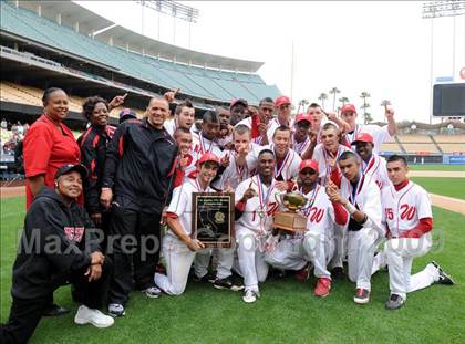 Thumbnail 1 in Monroe vs. Westchester (CIF LA City Section D2 Final) photogallery.