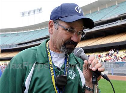Thumbnail 2 in Monroe vs. Westchester (CIF LA City Section D2 Final) photogallery.