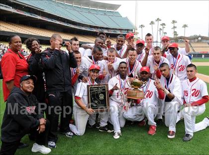 Thumbnail 3 in Monroe vs. Westchester (CIF LA City Section D2 Final) photogallery.