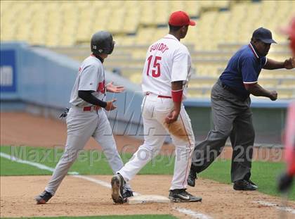 Thumbnail 2 in Monroe vs. Westchester (CIF LA City Section D2 Final) photogallery.