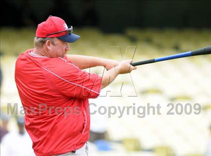 Thumbnail 2 in Monroe vs. Westchester (CIF LA City Section D2 Final) photogallery.