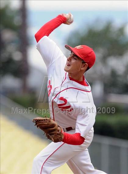 Thumbnail 3 in Monroe vs. Westchester (CIF LA City Section D2 Final) photogallery.