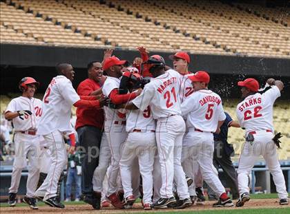 Thumbnail 1 in Monroe vs. Westchester (CIF LA City Section D2 Final) photogallery.