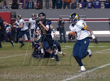 Thumbnail 3 in South Iredell vs. Carrboro (NCHSAA 2AA Final) photogallery.