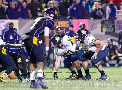 Thumbnail 1 in South Iredell vs. Carrboro (NCHSAA 2AA Final) photogallery.