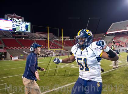 Thumbnail 3 in South Iredell vs. Carrboro (NCHSAA 2AA Final) photogallery.