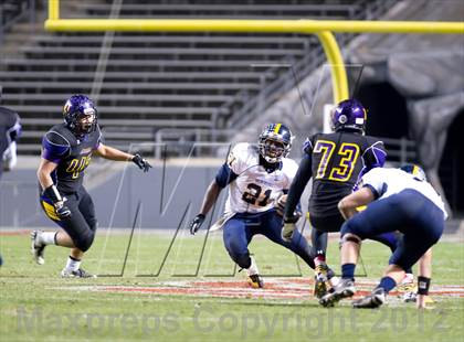 Thumbnail 3 in South Iredell vs. Carrboro (NCHSAA 2AA Final) photogallery.