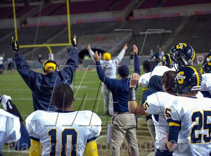 Thumbnail 3 in South Iredell vs. Carrboro (NCHSAA 2AA Final) photogallery.