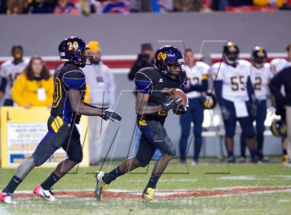 Thumbnail 1 in South Iredell vs. Carrboro (NCHSAA 2AA Final) photogallery.