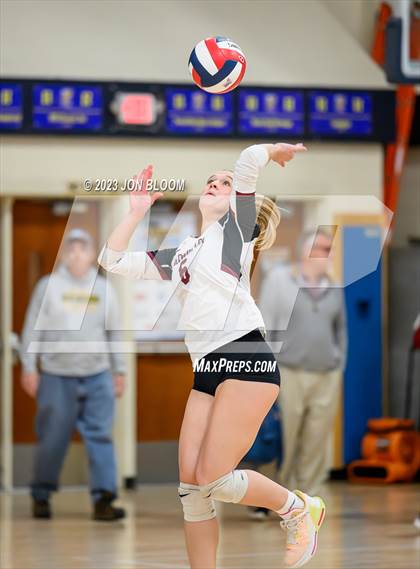 Thumbnail 1 in St. Joseph vs. Farmington (CIAC Class L Final) photogallery.