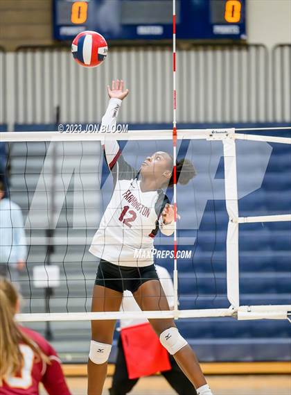Thumbnail 2 in St. Joseph vs. Farmington (CIAC Class L Final) photogallery.