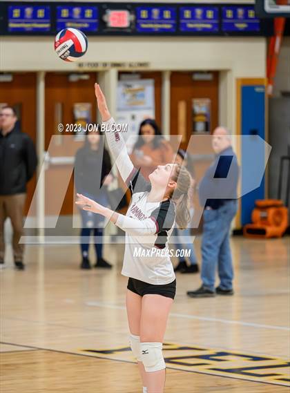 Thumbnail 2 in St. Joseph vs. Farmington (CIAC Class L Final) photogallery.