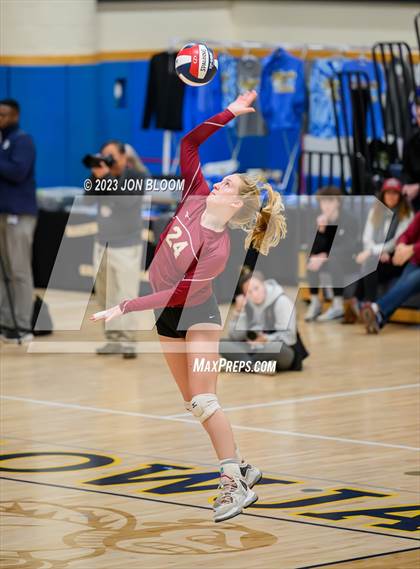 Thumbnail 1 in St. Joseph vs. Farmington (CIAC Class L Final) photogallery.