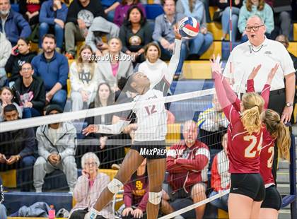 Thumbnail 3 in St. Joseph vs. Farmington (CIAC Class L Final) photogallery.