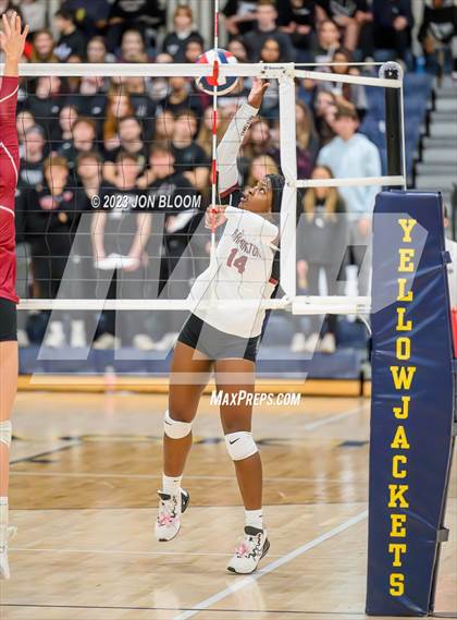 Thumbnail 3 in St. Joseph vs. Farmington (CIAC Class L Final) photogallery.