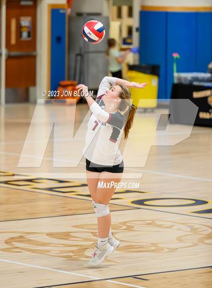 Thumbnail 2 in St. Joseph vs. Farmington (CIAC Class L Final) photogallery.