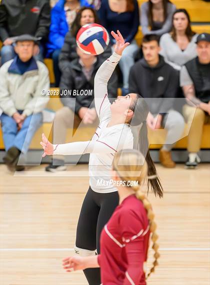 Thumbnail 3 in St. Joseph vs. Farmington (CIAC Class L Final) photogallery.