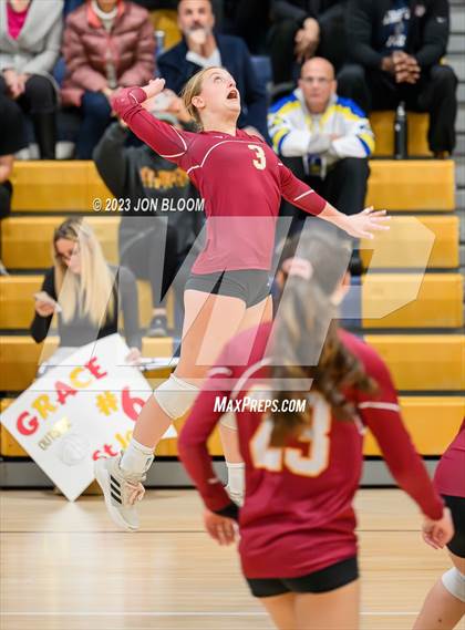 Thumbnail 1 in St. Joseph vs. Farmington (CIAC Class L Final) photogallery.