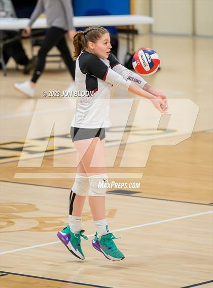 Thumbnail 3 in St. Joseph vs. Farmington (CIAC Class L Final) photogallery.