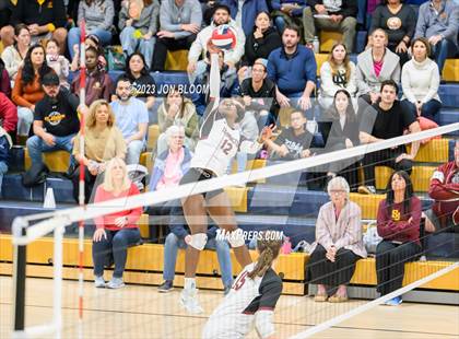 Thumbnail 3 in St. Joseph vs. Farmington (CIAC Class L Final) photogallery.