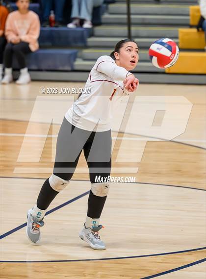 Thumbnail 2 in St. Joseph vs. Farmington (CIAC Class L Final) photogallery.