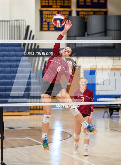 Thumbnail 2 in St. Joseph vs. Farmington (CIAC Class L Final) photogallery.