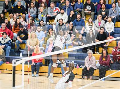 Thumbnail 2 in St. Joseph vs. Farmington (CIAC Class L Final) photogallery.