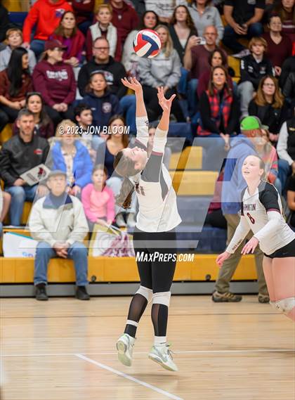Thumbnail 3 in St. Joseph vs. Farmington (CIAC Class L Final) photogallery.